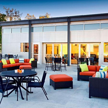 Aloft Tulsa Downtown Hotel Екстериор снимка