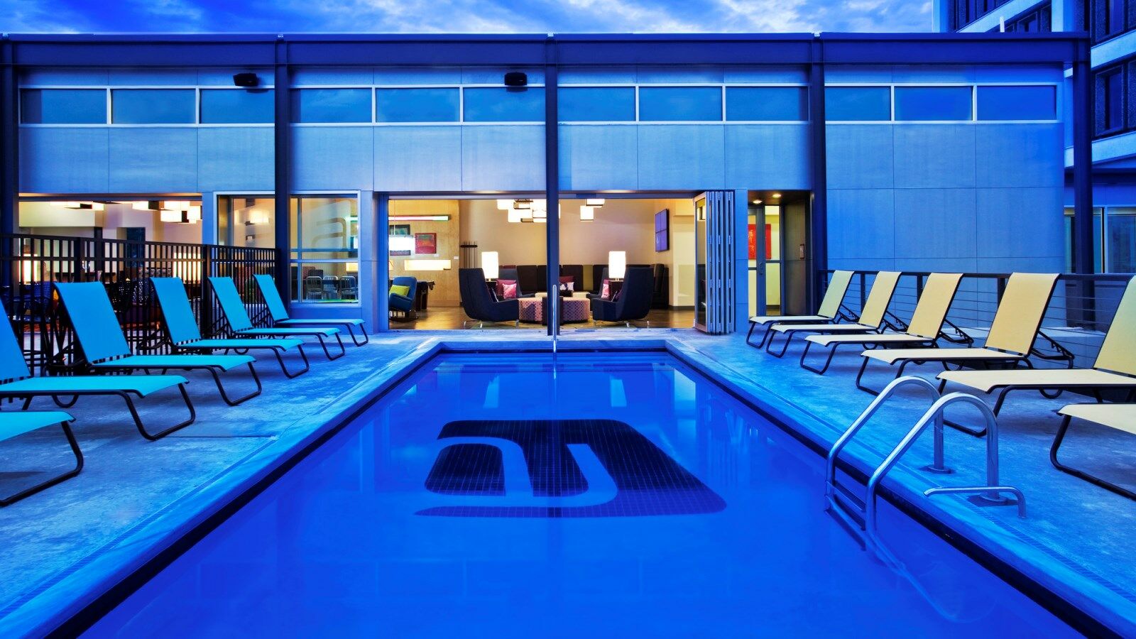 Aloft Tulsa Downtown Hotel Екстериор снимка